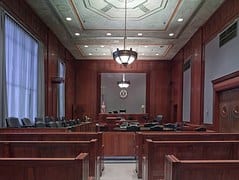 courtroom-898931__180