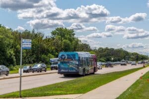 Intersections Bus Intersection Expands Bus Footprint in Chicago | Billboard Insider™